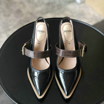フェンディ FENDI 26-FDJ20014 2020年夏最新入荷 スリングバックシューズ アンクルストラップ サンダル サマーサンダル ミュール ハイヒールシューズ パテントレザー
