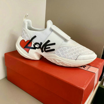 商品名称：ロジェヴィヴィエ ROGER VIVIER 26-RV20001W 2020年夏最新入荷 スニーカー スポーツシューズ カジュアルシューズ レディースシューズ