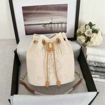 商品名称：シャネル CHANEL 025-CH1045ZB 2020年最新入荷 バケットバッグ 斜め掛けショルダーバッグ レディースかばん キャンパス’