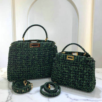 フェンディ FENDI 2020年最新入荷 ピーカブー トップハンドルバッグ 2way ショルダーバッグ トートバッグ レザー スモールバッグ レディースかばん