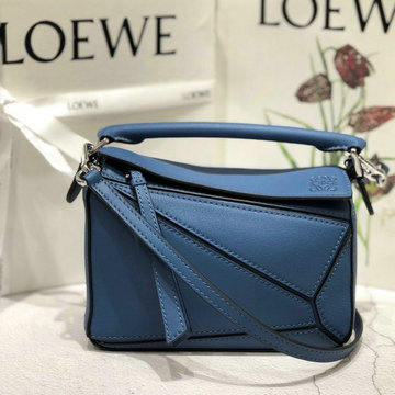 ロエベ LOEWE DDB-LE61838PL 2020年最新入荷 ミニ パズル 斜めがけ ショルダーバッグ ユニセックス ビジネス 出張 通勤 カジュアルバッグ