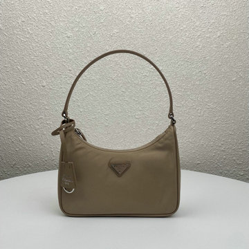 商品名称：プラダ PRADA 025-PD1NE204PKQ 2020年最新作 Re-Edition ホーボーバッグ ショルダーバッグ ナイロン ライアングルロゴ