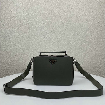 プラダ PRADA 025-PD2VH069 2020年最新作 メンズかばん 斜め掛け ショルダーバッグ スクエアバッグ カーフレザー