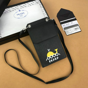 プラダ PRADA 2025-PD2ZH068C 020年最新作 携帯ケース スマホバッグ ショルダーバッグ カーフレザー