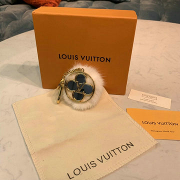商品名称：ルイヴィトン LOUISVUITTON  057-M69001 2020年最新入荷 ポルト クレ フラワー フィネス ファー キーケース キーホルダー キーリング バッグチャーム