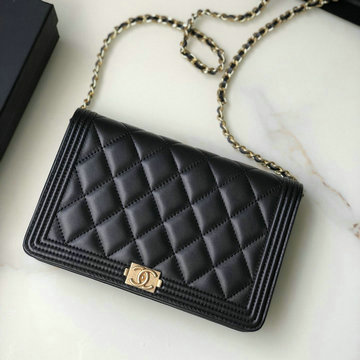 シャネル CHANEL JS-CH80389J 2020年最新入荷 フラップバッグ 斜め掛け ショルダーバッグ レディースかばん ラムスキン