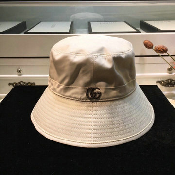 グッチ GUCCI 057-GGM20013  2020年最新入荷 エスパドリーユハット ワイドスリムハット カジュアルスタイル キャンパス