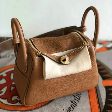 商品名称：エルメスHERMES 063-HLD19LJZS  2020最新入荷 ミニ リンディ 斜め掛け ショルダーバッグ スクエアバッグ トリヨンクレマンス