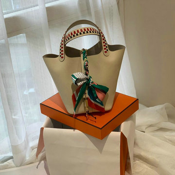 エルメスHERMES 063-HPK18SBNB 2020最新入荷 ピコタン ハンドバッグ トートバッグ バケットバッグ ヴォーエプソン