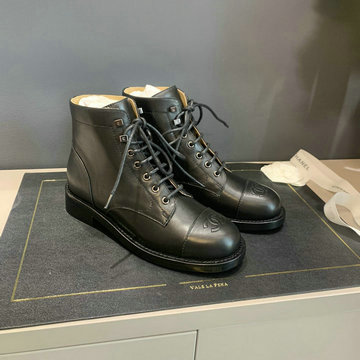 シャネル CHANEL 26-CHJ20116Z  2020年秋冬最新入荷 マーティンブーツ レースアップシューズ ショートブーツ レディースシューズ