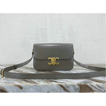 セリーヌ CELINE DDB-CE187366PQH　2020年最新入荷 トリオンフ ラージ 斜め掛け ショルダーバッグ レディースかばん カーフスキン