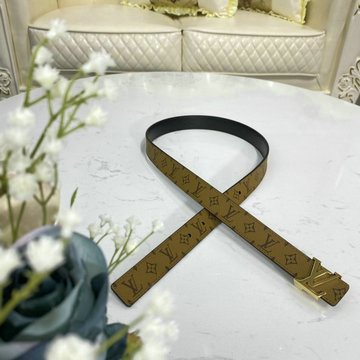 商品名称：ルイヴィトン LOUIS VUITTON 057-M0296U　2020年最新入荷 サンチュール イニシャル 25MM レディース ベルト カーフレザー