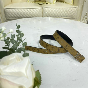 商品名称：ルイヴィトン LOUIS VUITTON 057-M0296UY　2020年最新入荷 サンチュール イニシャル 25MM レディース ベルト カーフレザー
