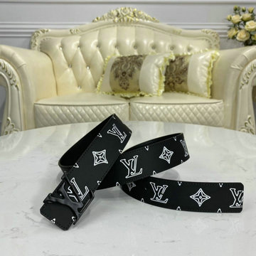 商品名称：ルイヴィトン LOUISVUITTON 057-MP266　2020年最新入荷 サンチュール LVシェイプ 40mm リバーシブル ベルト メンズ用 カーフレザー LVシェイプバックル