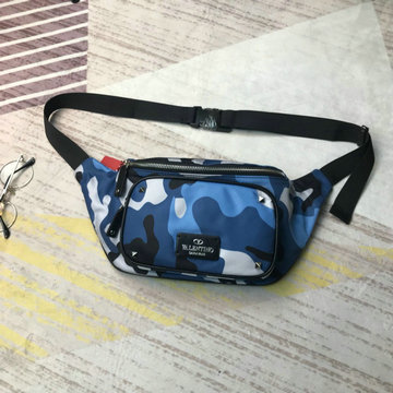 ヴァレンティノ Valentino YUN-VT69005L　2020最新入荷 ウェストバッグ ベルトバッグ チェストバッグ ボディバッグ カモフラージュ