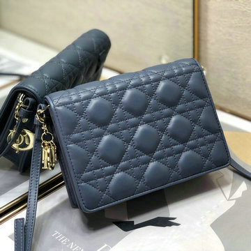 クリスチャンディオール CHRISTIAN DIOR JS-CD2261LS　2020年最新入荷 Lady Dior チェーンウォレット 斜め掛け ショルダーバッグ ポーチ レディースかばん