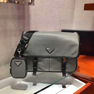 プラダ PRADA 025-PD2VD768QH　2020年最新入荷 メッセンジャーバッグ 斜め掛け ショルダーバッグ メンズかばん ナイロン