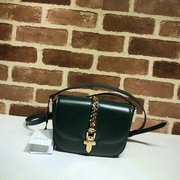 商品名称：グッチ GUCCI 057-GG615965GL  2020最新入荷 シルヴィ 1969 ミニ 斜め掛け ショルダーバッグ フラップバッグ レディースかばん カーフレザー