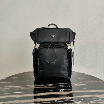 プラダ PRADA 025-PD2VZ135QKZ　2020年最新入荷 バックパック メンズ リュック リュックサック 男子用 かばん ナイロン