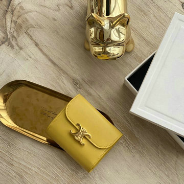 セリーヌ CELINE 99-CE10D783YJY　2021年最新入荷 スモール トリオンフウォレット 三つ折り短財布 ショートウォレット カーフスキン