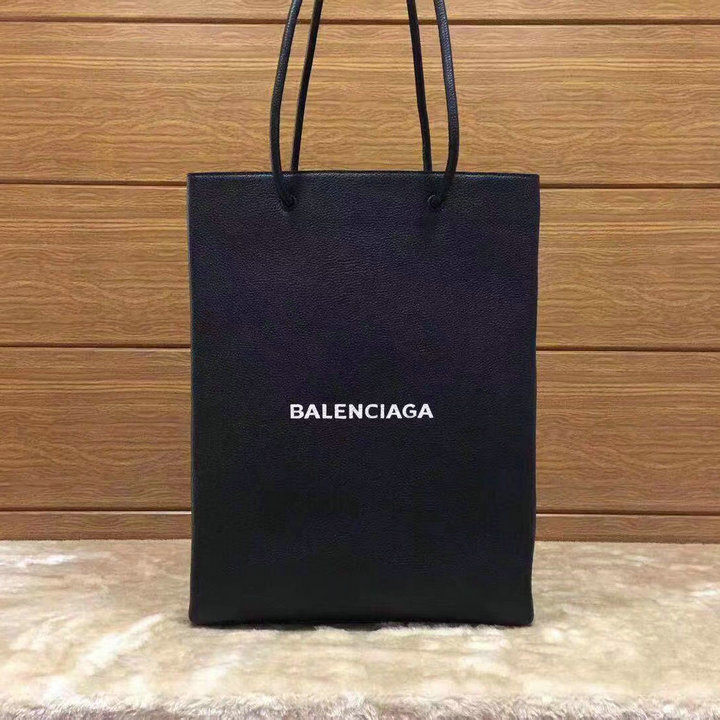 バレンシアガ BALENCIAGA YUN-BA485113K　2019年最新入荷 トップハンドルバッグ トートバッグ ショッピングバッグ スクエア レディースかばん カーフレザー
