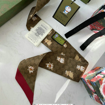 商品名称：グッチ GUCCI AN-PDGG21001　2021年最新入荷 ドラえもん プリント ネックボウ ツイリー ミッツァ スカーフ シルクツイル バンドゥ マフラー ヘアバンド バッグバンド