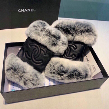 シャネル CHANEL AN-STCH21001　2021年最新入荷 ファー付き 指なし 手袋 冬用 防寒 グローブ ラムスキン