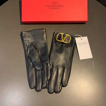 商品名称：ヴァレンティノ Valentino AN-STVT21003　2021年最新入荷 ラムスキン 手袋 スマホタッチパネル 対応 グローブ 冬用 防寒 全指タッチ 手袋 ファー付き 防風