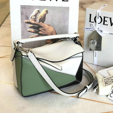 ロエベ LOEWE DDB-LE61609PNG　2021年最新入荷 パズル トートバッグ ハンドバッグ 2way 斜めがけ ショルダーバッグ クロスボディバッグ カーフスキン
