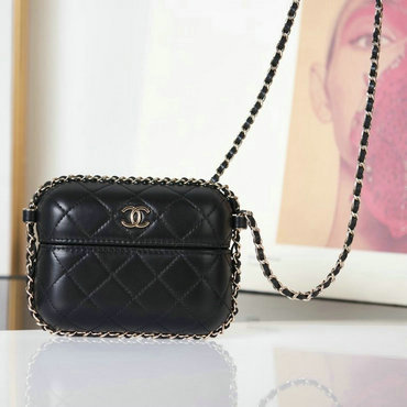 シャネル CHANEL CC-CH2207BK　2021年最新入荷 チェーンクラッチ 斜め掛け ショルダーバッグ リップスティックケース クロスボディバッグ レザー