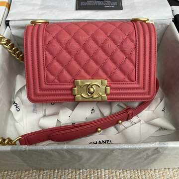商品名称：シャネル CHANEL CC-CH67085GXJMH　2021年最新入荷 BOY スモール ハンドバッグ 斜め掛け ショルダーバッグ フラップバッグ レディースかばん カーフレザー