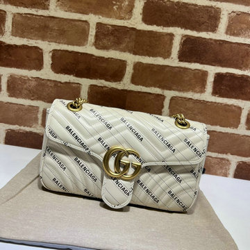 グッチ GUCCI 057-GG443497ZBS　2021年最新作 GGマーモント スモール 斜め掛け ショルダーバッグ クロスボディバッグ レディースかばん カーフレザー