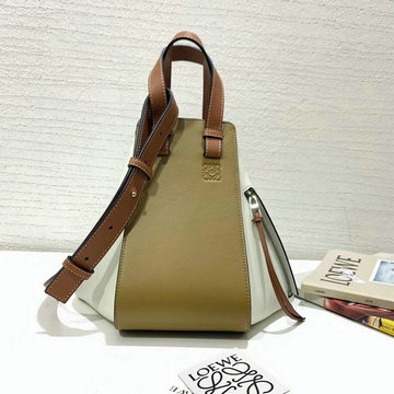 ロエベ LOEWE ZZ-LE1060PSBQ　2021年最新入荷 ハンモック ミニ ハンドバッグ トートバッグ ドローストリングバッグ レディースかばん カーフレザー