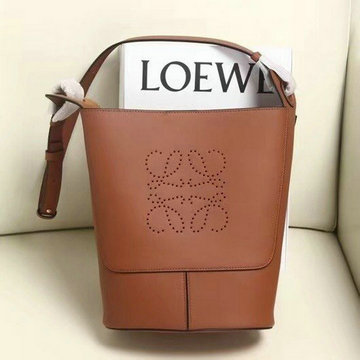 ロエベ LOEWE ZZ-LE6508PQZ　2021年最新入荷 バゲットバッグ 斜め掛け ショルダーバッグ クロスボディバッグ レディースかばん