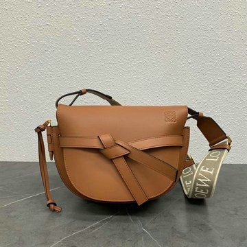 ロエベ LOEWE ZZ-LE65046QZS　2021年最新入荷 ゲート デュアルバッグ ミニ 斜め掛け ショルダーバッグ クロスボディバッグ チェストバッグ カーフレザー