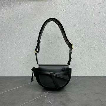 ロエベ LOEWE ZZ-LE65047QBK　2021年最新入荷 ゲート デュアルバッグ ミニ 斜め掛け ショルダーバッグ クロスボディバッグ チェストバッグ カーフレザー