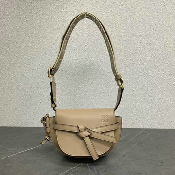 ロエベ LOEWE ZZ-LE65047QMB　2021年最新入荷 ゲート デュアルバッグ ミニ 斜め掛け ショルダーバッグ クロスボディバッグ チェストバッグ カーフレザー