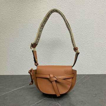 ロエベ LOEWE ZZ-LE65047QZS　2021年最新入荷 ゲート デュアルバッグ ミニ 斜め掛け ショルダーバッグ クロスボディバッグ チェストバッグ カーフレザー