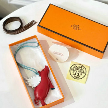 エルメス HERMES 063-HEK21007A　2021年最新入荷 豚 バッグチャーム キーホルダー キーリング