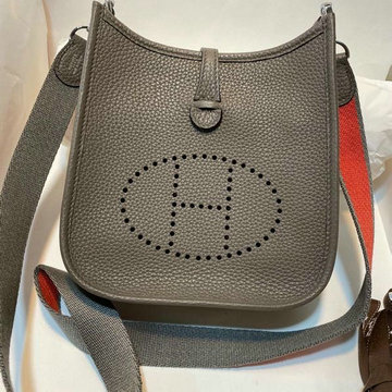 エルメス HERMES 063-HEV17LCSH　2021年最新入荷 エヴリン ミニ 斜めがけ ショルダーバッグ クロスボディバッグ レディースかばん トリヨン