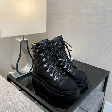 商品名称：シャネル CHANEL 26-CHJ21045　2021年秋冬最新入荷 マーティンブーツ レースアップシューズ フラットシューズ レディースシューズ 靴 カーフレザー