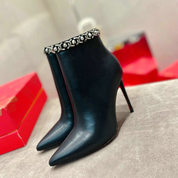 クリスチャンルブタン CHRISTIAN LOUBOUTIN 26-CLJ21049P　2021年最新入荷 ショートブーツ ハイヒールシューズ とんがりトウ ピンヒール レディースシューズ