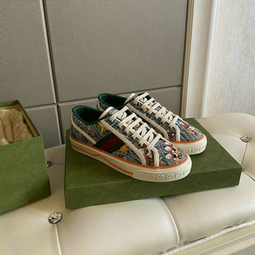 商品名称：グッチ GUCCI 26-GGJ21022BMQ　2021年最新入荷 スニーカー カジュアルシューズ レースアップシューズ スポーツシューズ 男女兼用