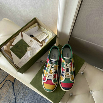 グッチ GUCCI 26-GGJ21022BTC　2021年最新入荷 スニーカー カジュアルシューズ レースアップシューズ スポーツシューズ 男女兼用