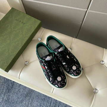 グッチ GUCCI 26-GGJ21022BZM　2021年最新入荷 スニーカー カジュアルシューズ レースアップシューズ スポーツシューズ 男女兼用