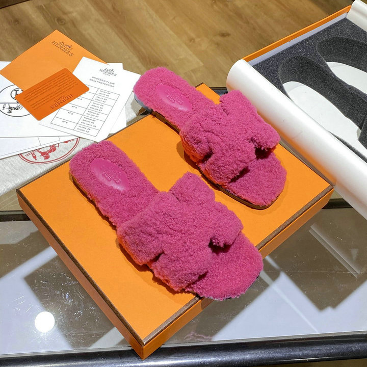 商品名称：エルメス HERMES 26-HEJ21009M　2021年秋冬最新入荷 テディ オラン ミュール ウール サンダル 暖かい レディース スリッパ カーフレザー