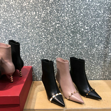 ヴァレンティノ Valentino 26-VTJ21019　2021年秋冬最新入荷 ショートブーツ ハイヒールシューズ ピンヒール トンガリとう レディースシューズ