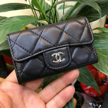 シャネル CHANEL JS-CH31503YYK　2020年最新入荷 三つ折り 6連キーケース カードポケット ラムスキン