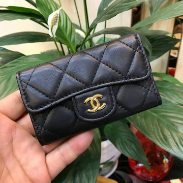 シャネル CHANEL JS-CH31503YJK　2020年最新入荷 三つ折り 6連キーケース カードポケット ラムスキン