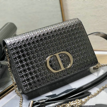 クリスチャンディオール CHRISTIAN DIOR 99-CD802225QS　2020年最新入荷 CARO スモールバッグ 斜め掛け ショルダーバッグ クロスボディ レディースかばん